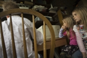 girls_watching_autism